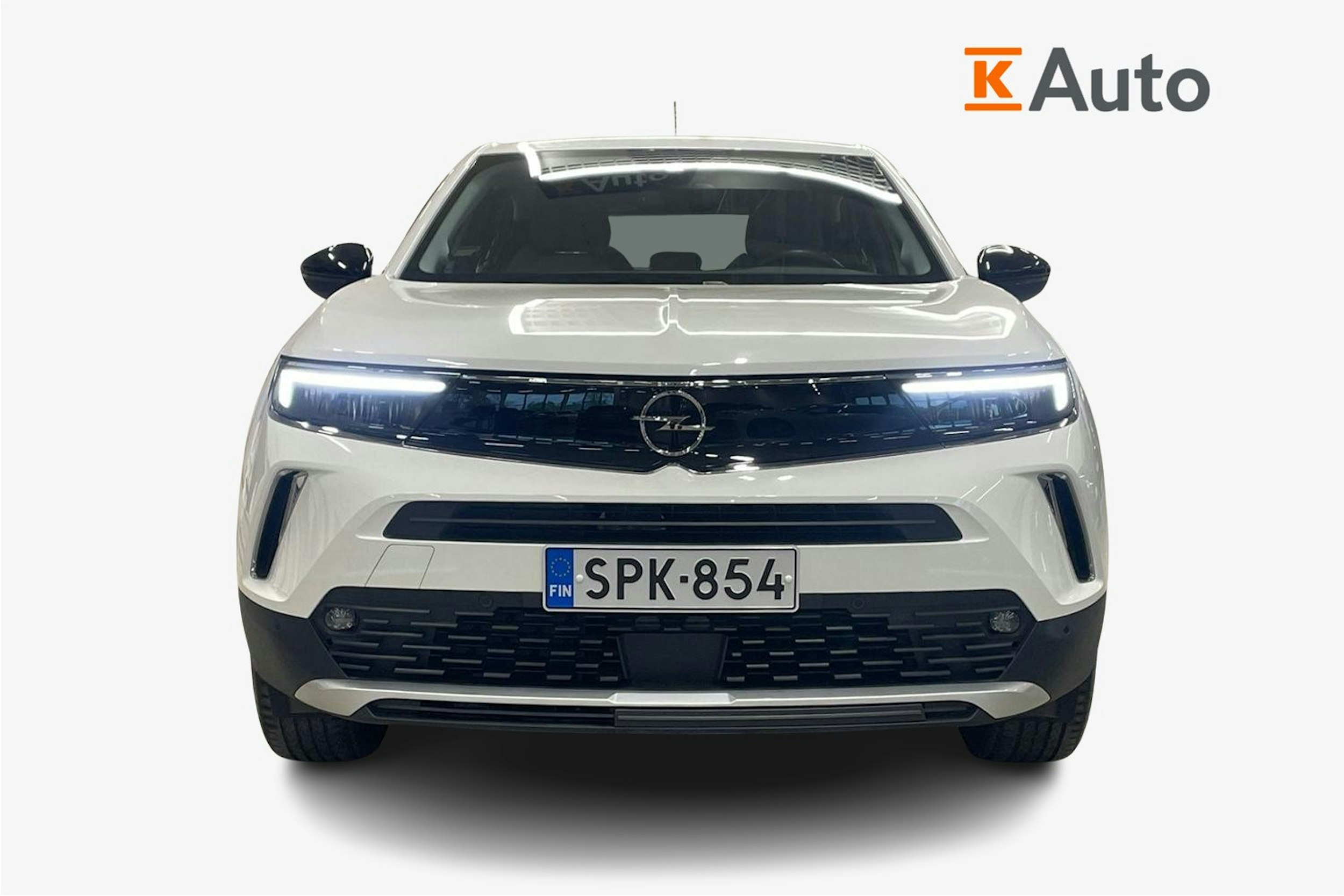 valkoinen Opel Mokka-e 2023 kuva 5.