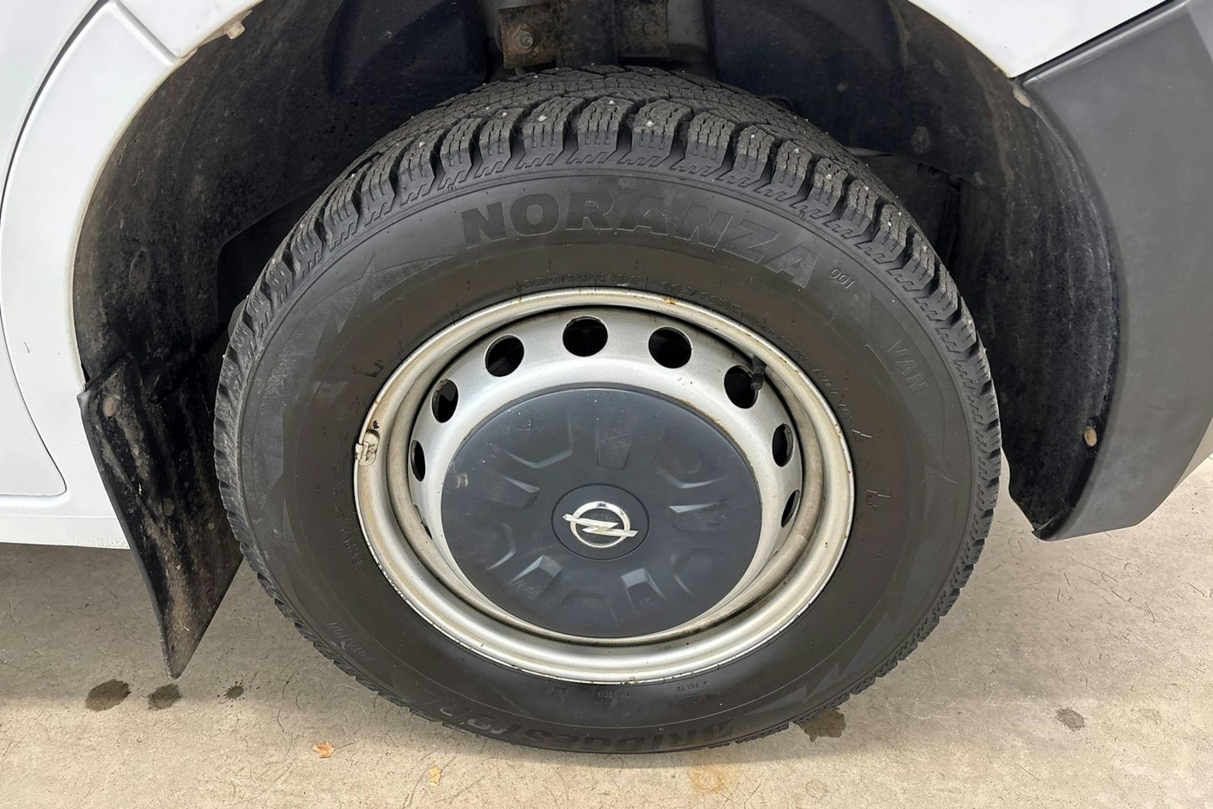 valkoinen Opel Movano 2020 kuva 11.
