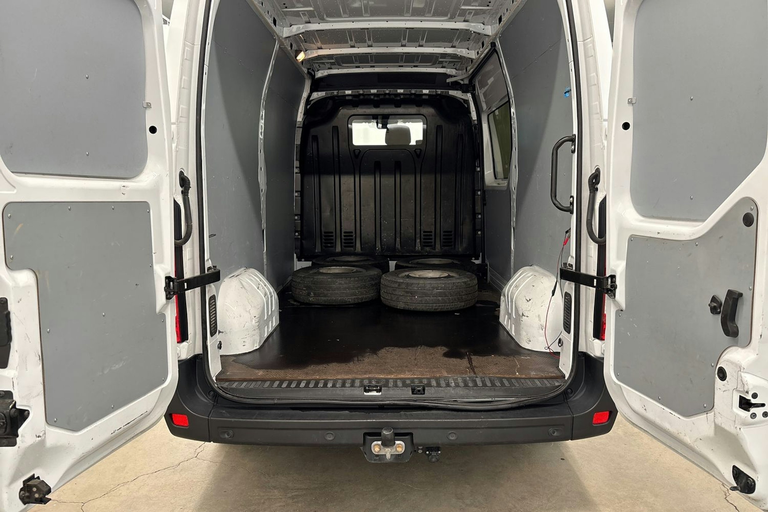 valkoinen Opel Movano 2020 kuva 15.
