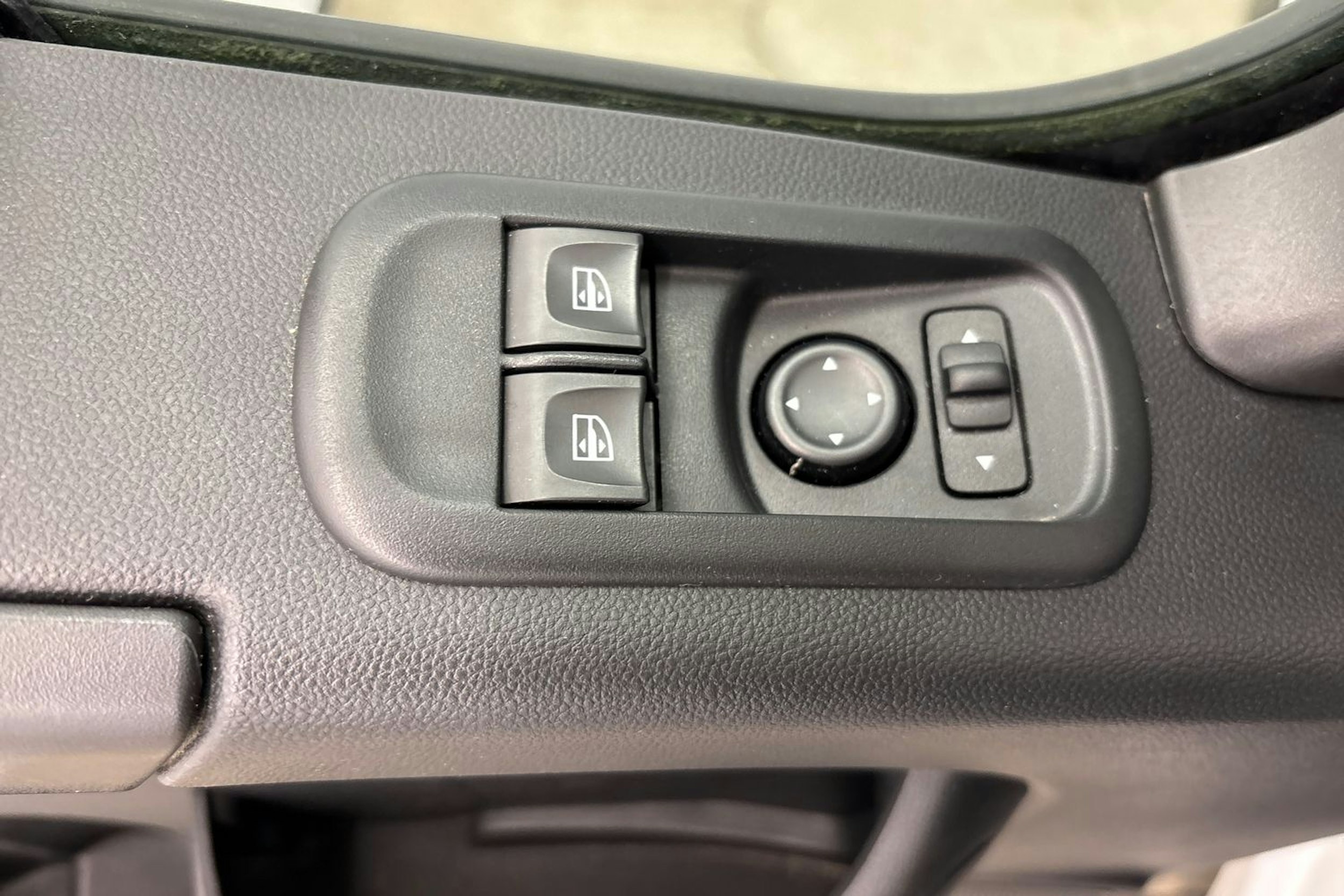 valkoinen Opel Movano 2020 kuva 17.