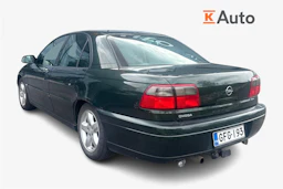 vihreä Opel Omega 2004 kuva 2.