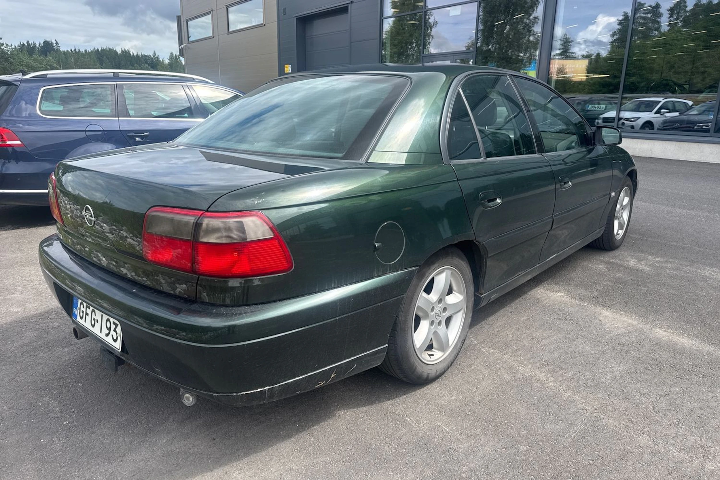 vihreä Opel Omega 2004 kuva 5.