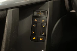 musta Opel Vectra 2006 kuva 19.