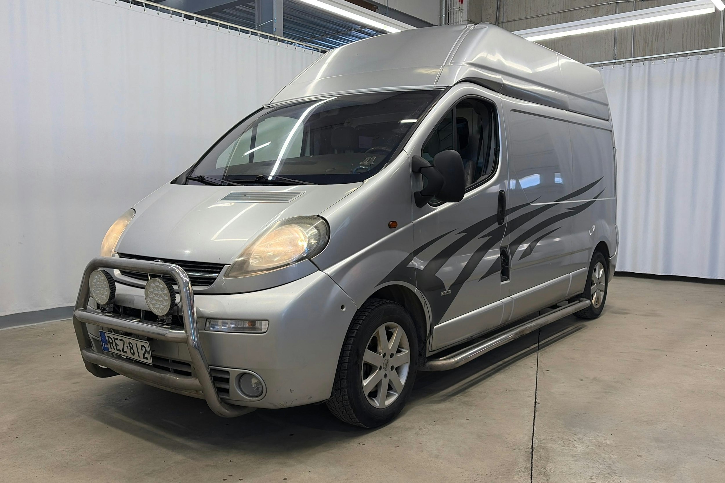 hopea Opel Vivaro 2004 kuva 8.