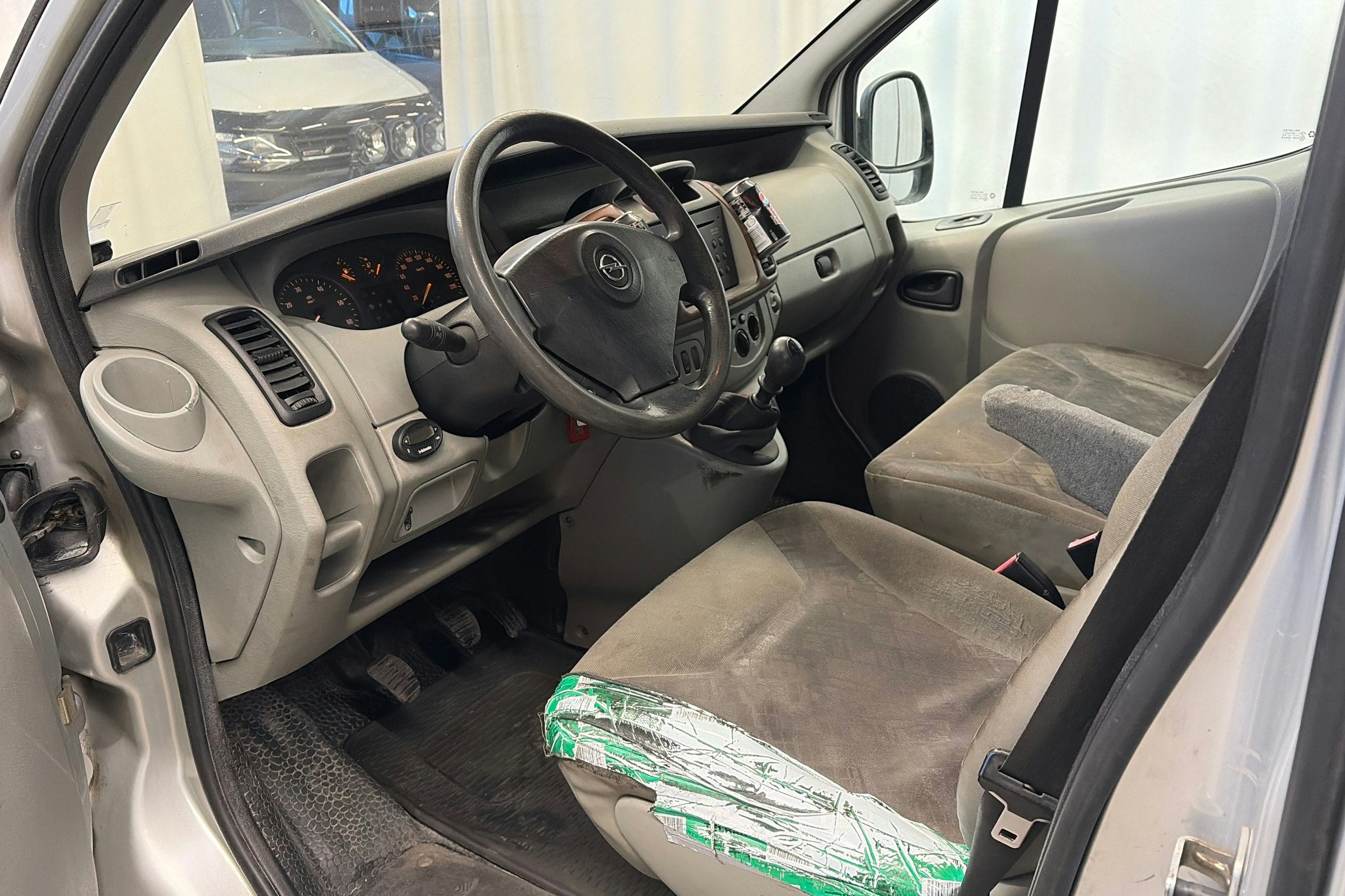 hopea Opel Vivaro 2004 kuva 18.