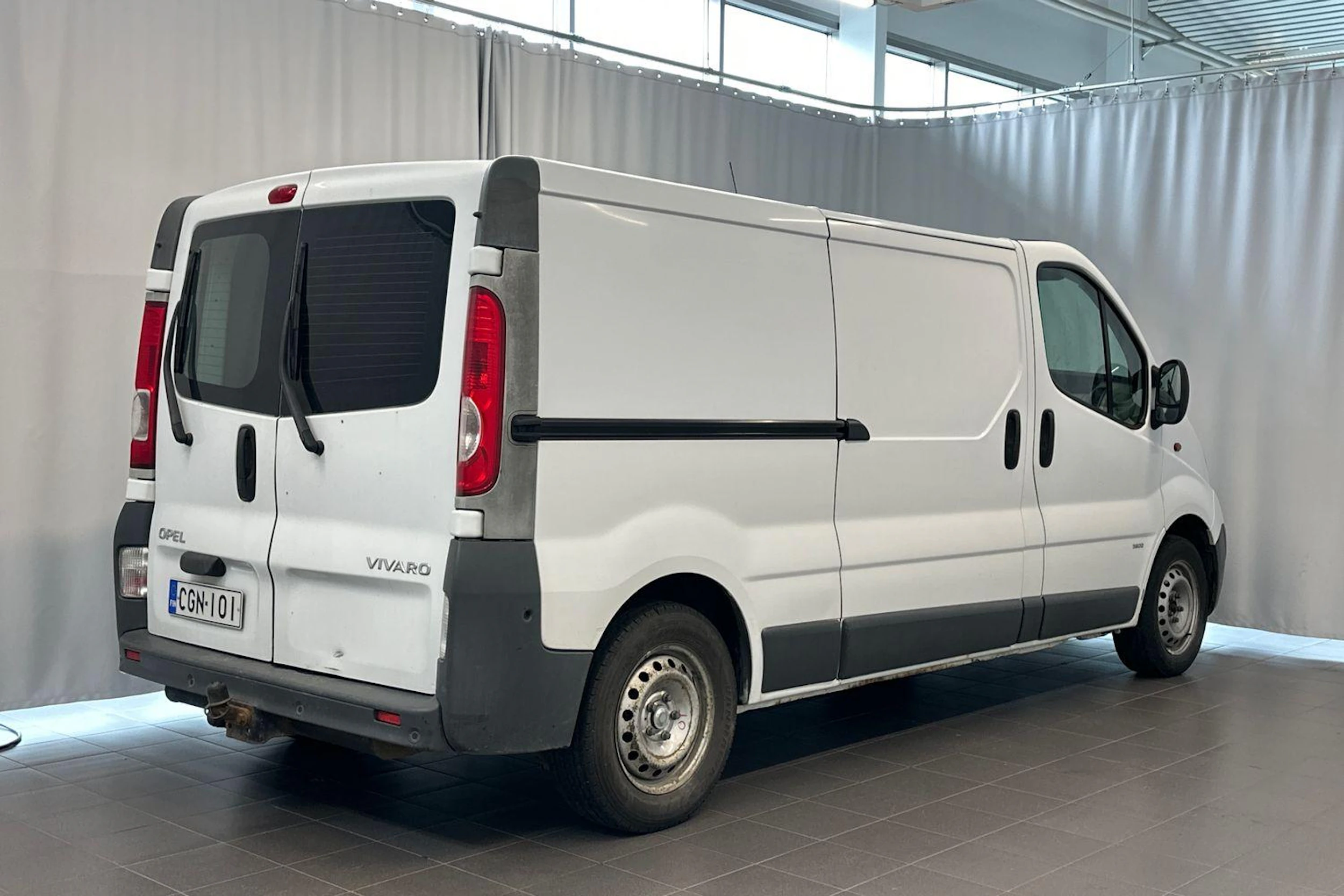 valkoinen Opel Vivaro 2007 kuva 7.