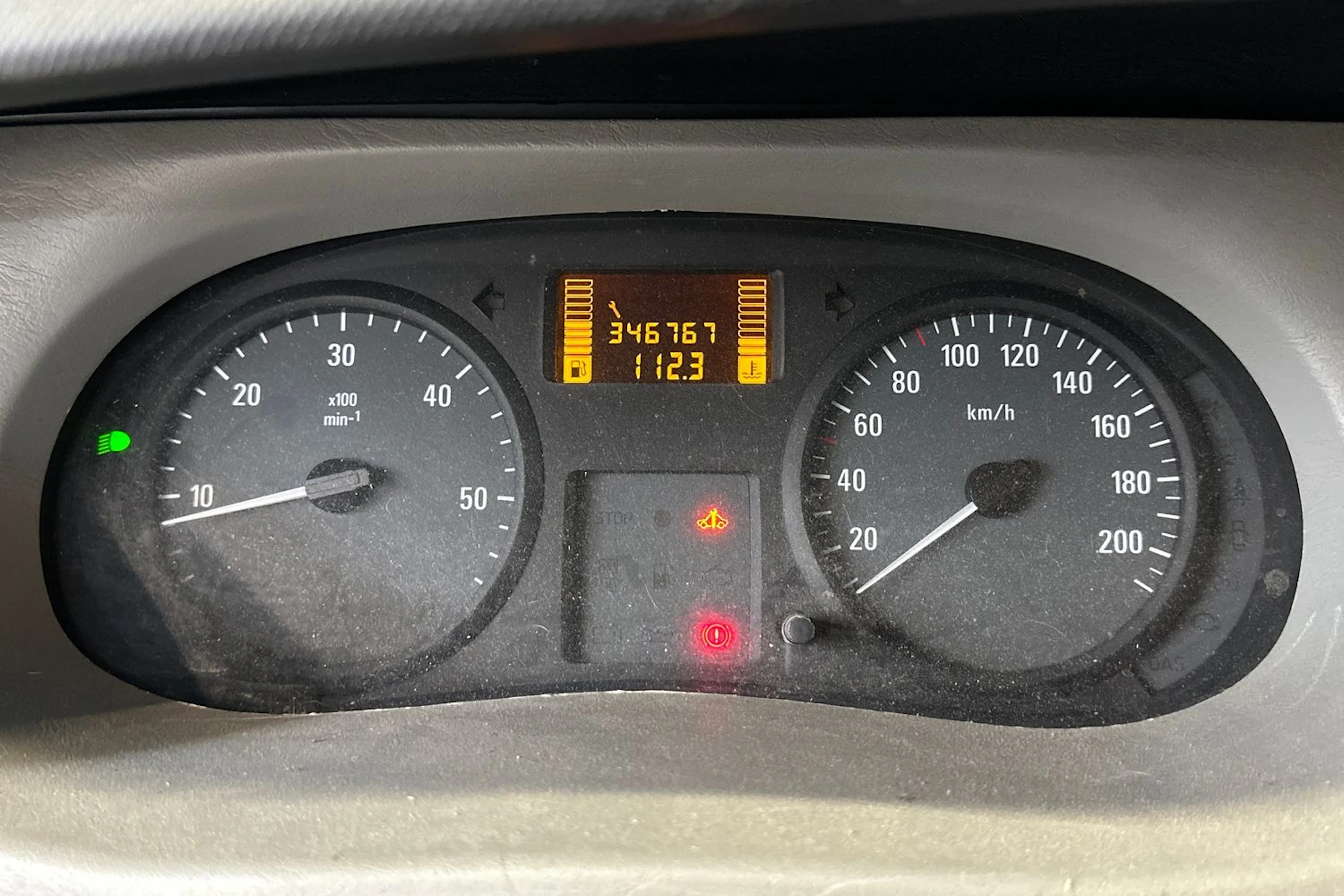valkoinen Opel Vivaro 2007 kuva 23.