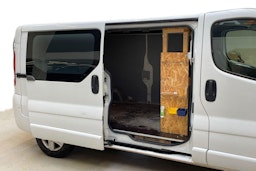 valkoinen Opel Vivaro 2010 kuva 8.