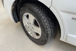 valkoinen Opel Vivaro 2010 kuva 10.