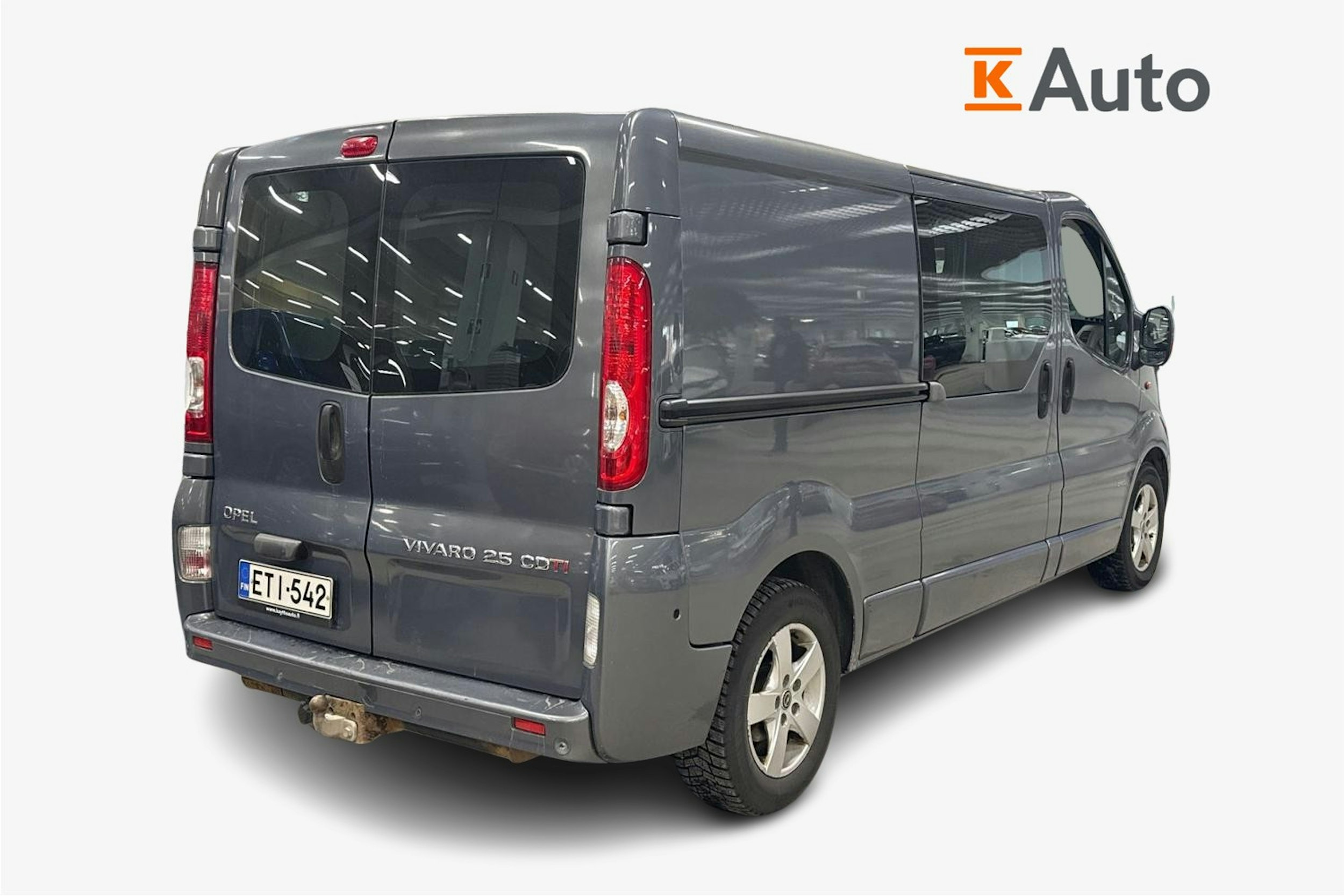 harmaa Opel Vivaro 2011 kuva 2.
