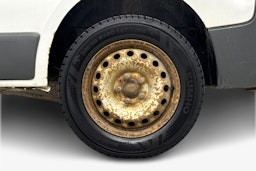 valkoinen Opel Vivaro 2012 kuva 12.