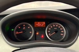 valkoinen Opel Vivaro 2012 kuva 15.