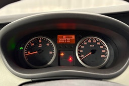 valkoinen Opel Vivaro 2012 kuva 16.