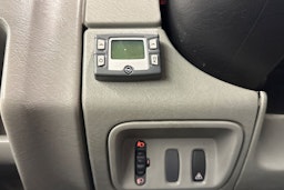 valkoinen Opel Vivaro 2012 kuva 17.