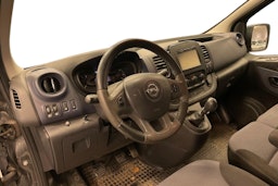 musta Opel Vivaro 2015 kuva 3.