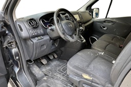 musta Opel Vivaro 2015 kuva 6.