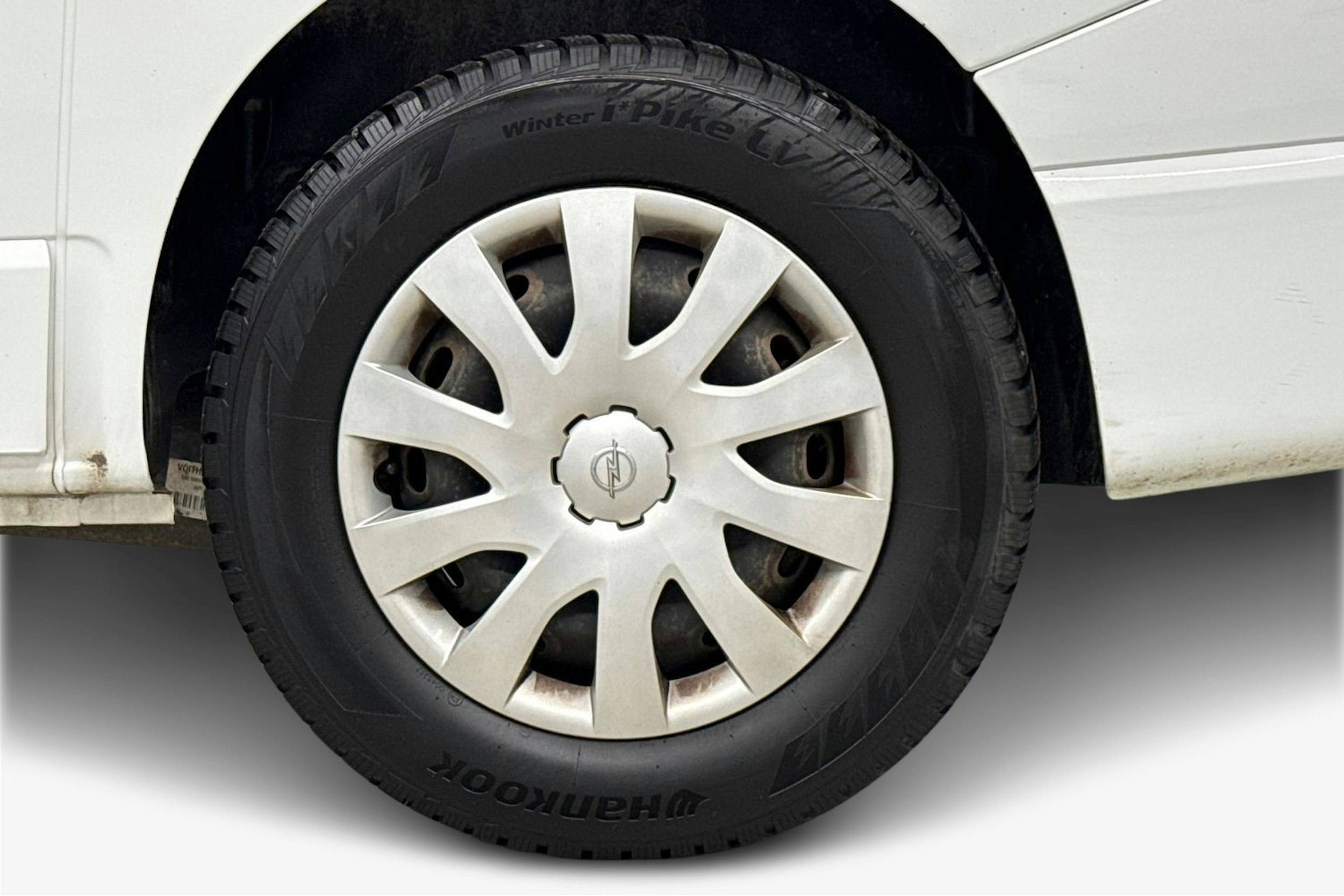 valkoinen Opel Vivaro 2016 kuva 9.