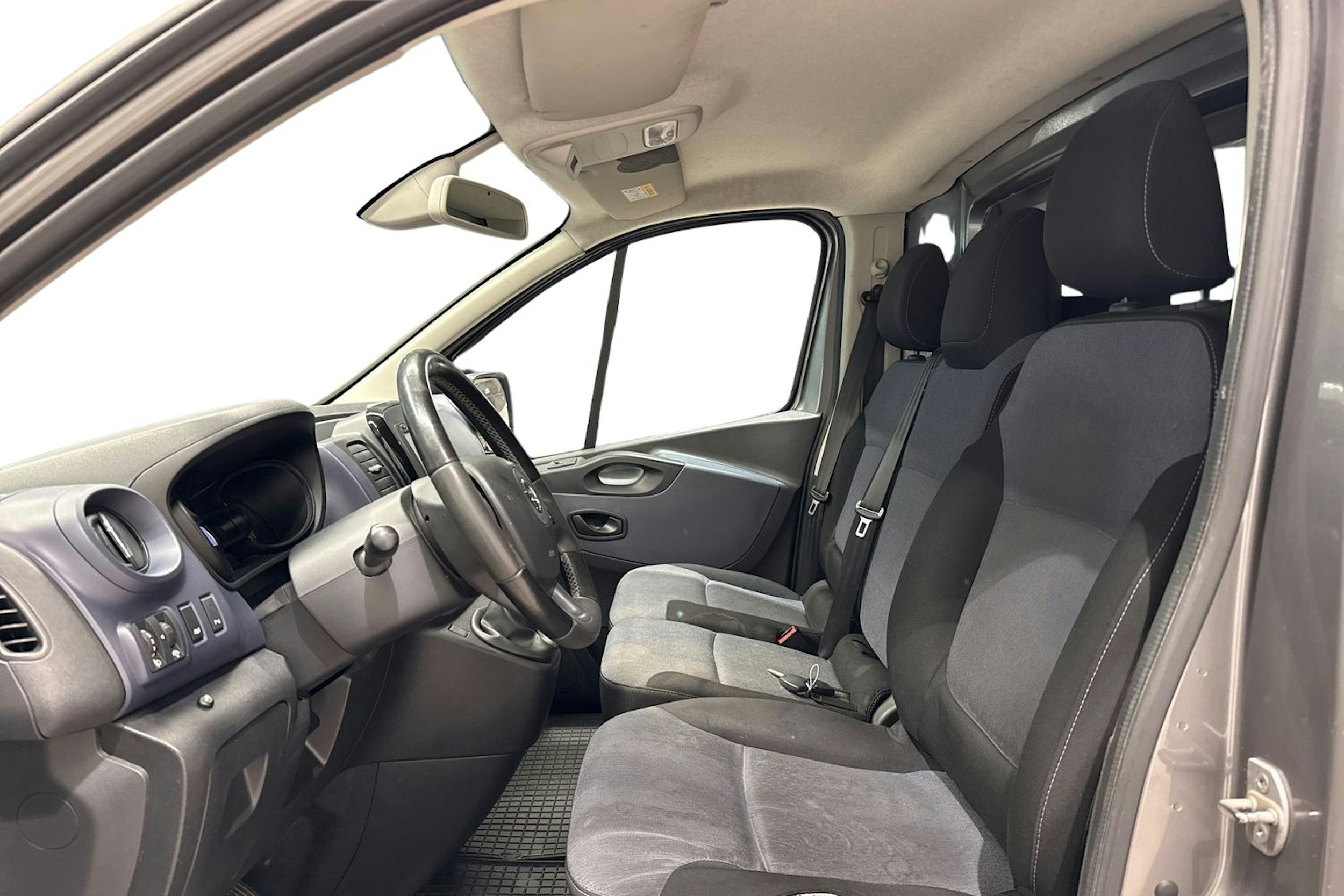Harmaa Opel VIVARO 2016 kuva 8.