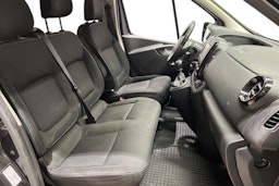 Musta Opel VIVARO 2017 kuva 8.