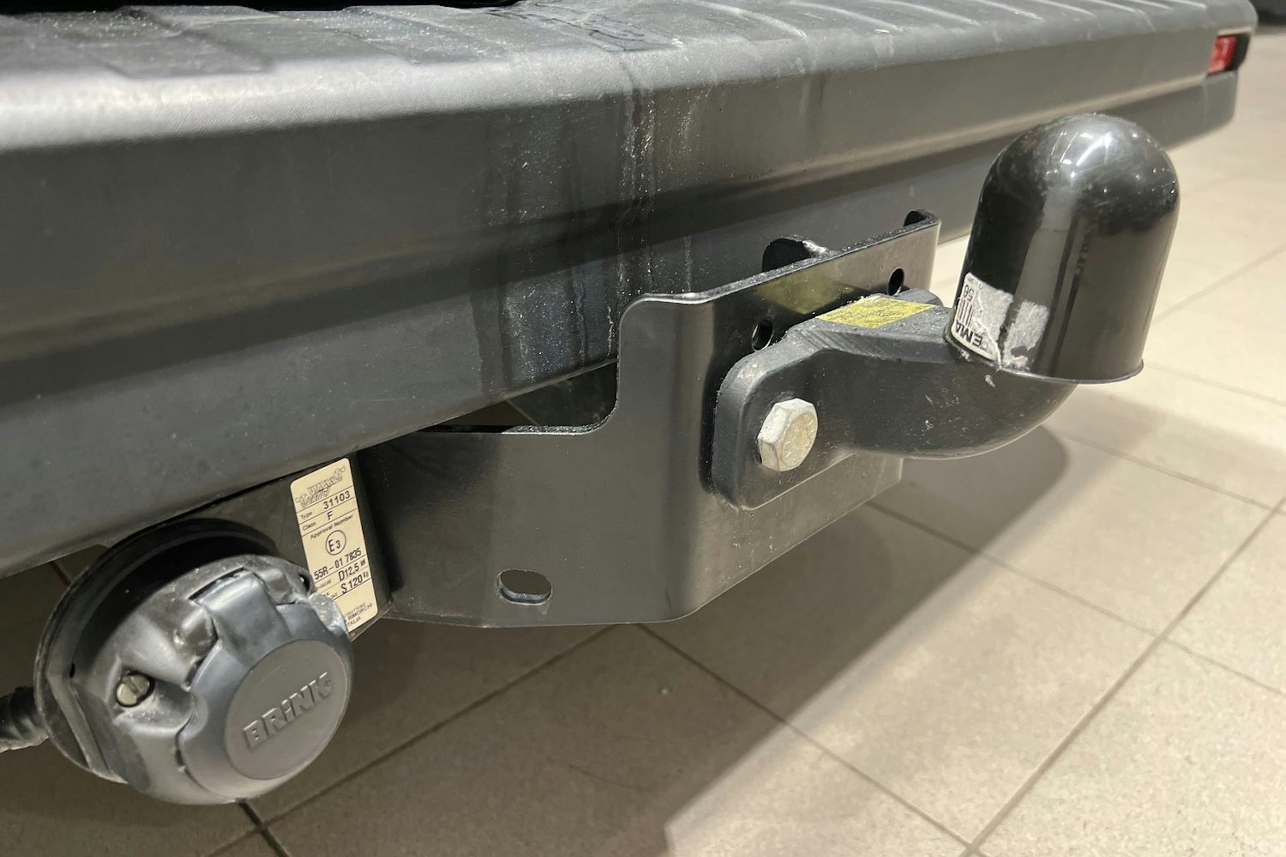 Musta Opel VIVARO 2017 kuva 19.