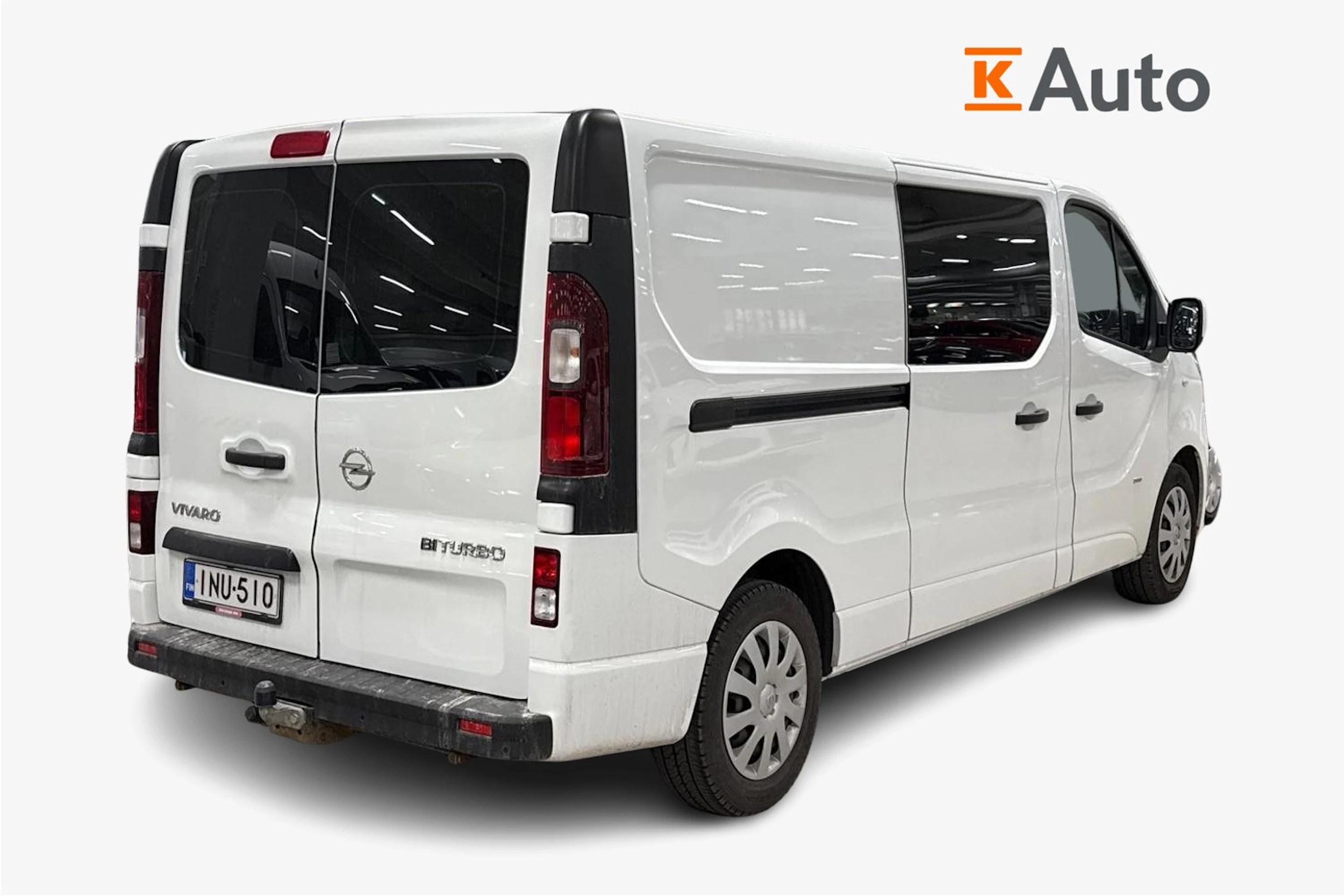 Valkoinen Opel VIVARO 2017 kuva 2.