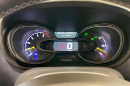 Valkoinen Opel VIVARO 2017 kuva 19.