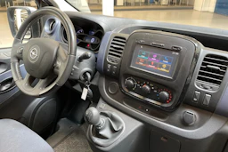 harmaa Opel Vivaro 2017 kuva 16.
