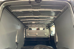 harmaa Opel Vivaro 2017 kuva 25.