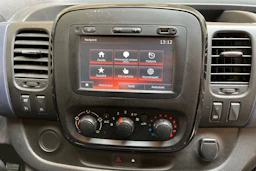 harmaa Opel Vivaro 2017 kuva 32.