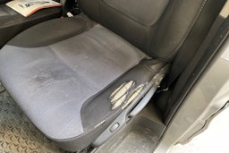 harmaa Opel Vivaro 2017 kuva 19.