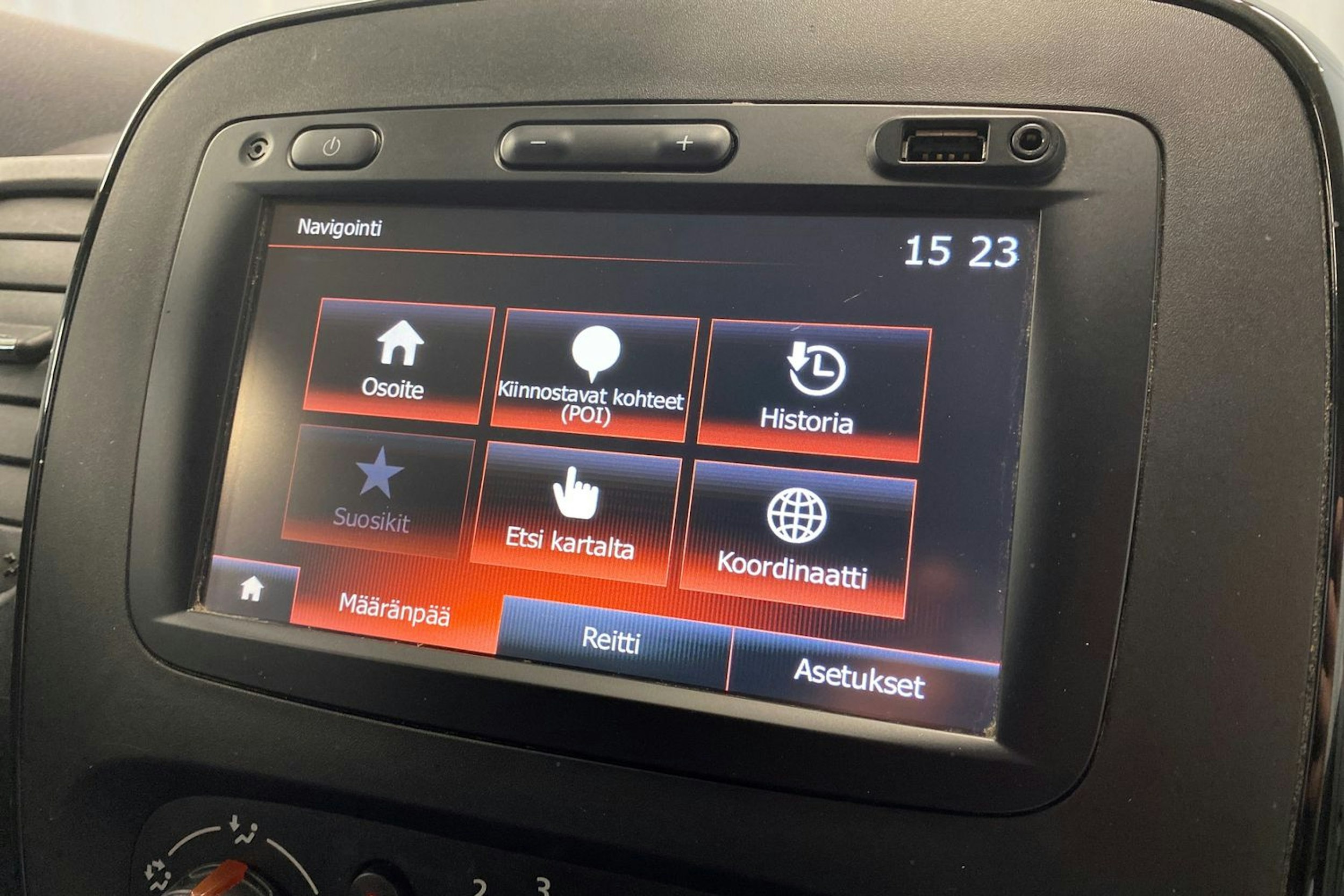 harmaa Opel Vivaro 2017 kuva 18.