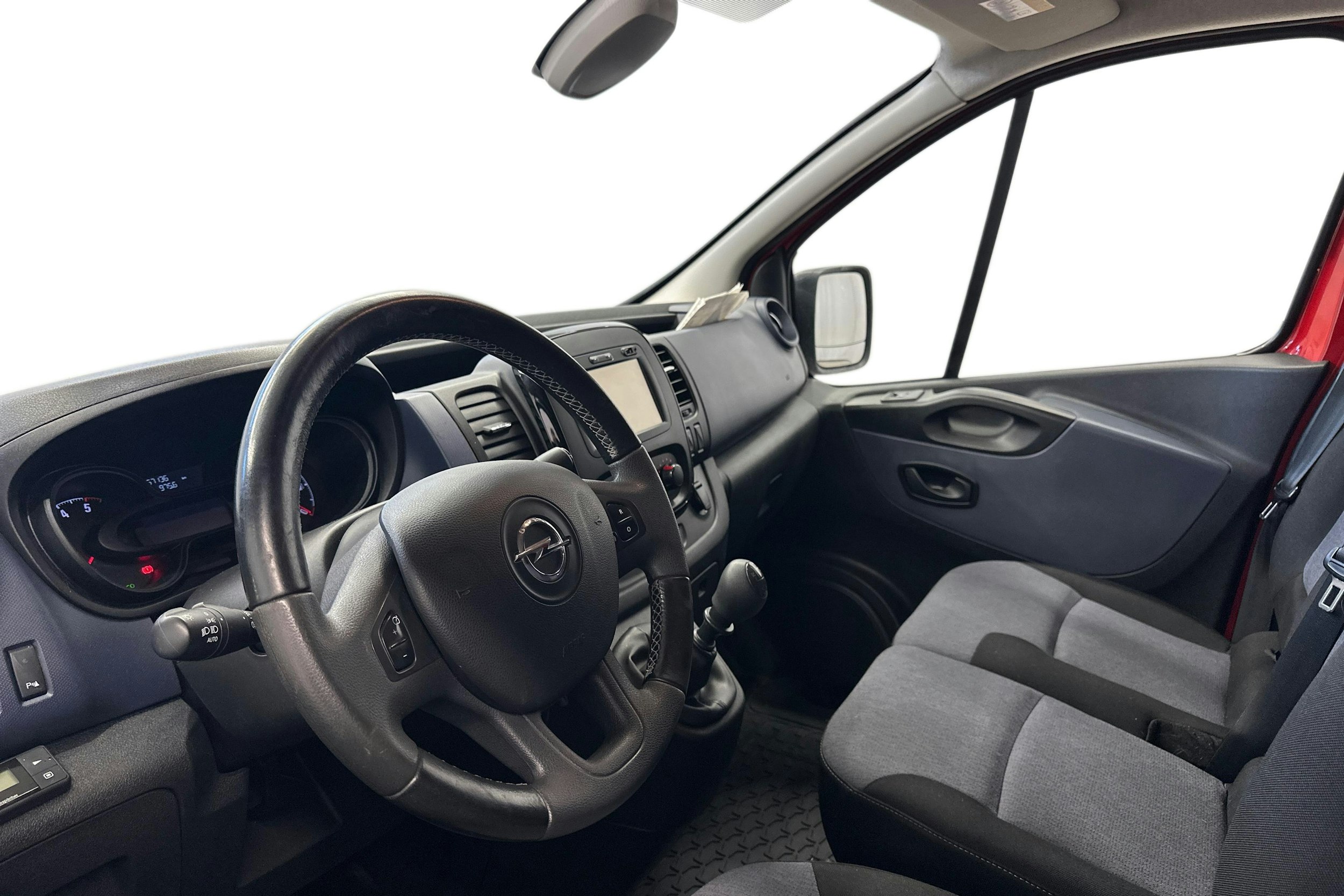 punainen Opel Vivaro 2018 kuva 6.