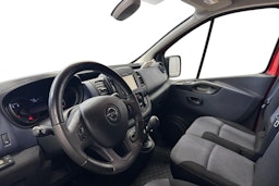 punainen Opel Vivaro 2018 kuva 6.