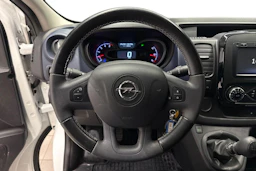 valkoinen Opel Vivaro 2018 kuva 9.