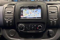 valkoinen Opel Vivaro 2018 kuva 19.