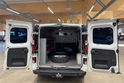 valkoinen Opel Vivaro 2018 kuva 21.