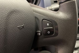 valkoinen Opel Vivaro 2018 kuva 29.