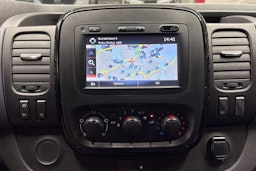 valkoinen Opel Vivaro 2018 kuva 14.