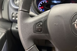 valkoinen Opel Vivaro 2018 kuva 16.