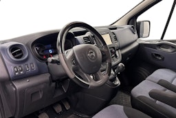 sininen Opel Vivaro 2018 kuva 3.
