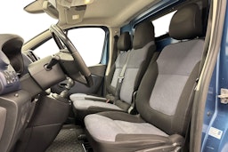 sininen Opel Vivaro 2018 kuva 10.