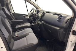 valkoinen Opel Vivaro 2018 kuva 7.