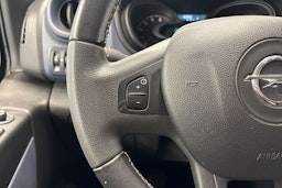 valkoinen Opel Vivaro 2018 kuva 12.