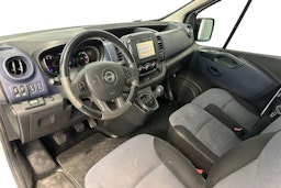 valkoinen Opel Vivaro 2018 kuva 7.