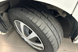 valkoinen Opel Vivaro 2018 kuva 28.