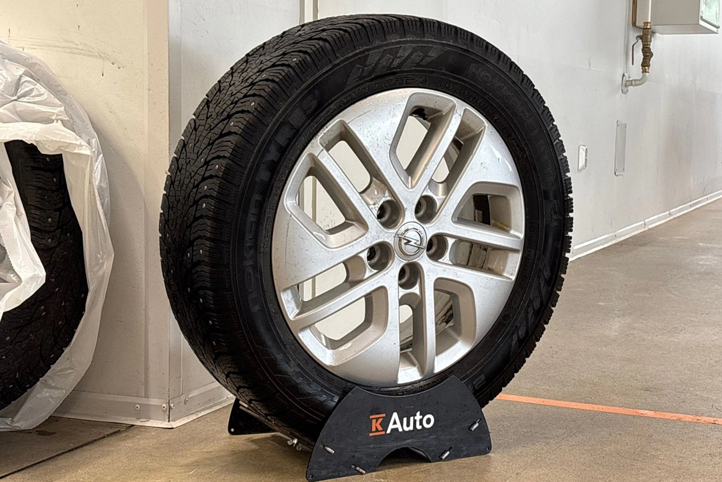met. sininen Opel Vivaro 2018 kuva 13.