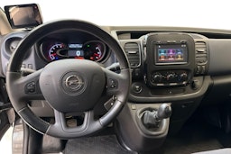 musta Opel Vivaro 2019 kuva 9.