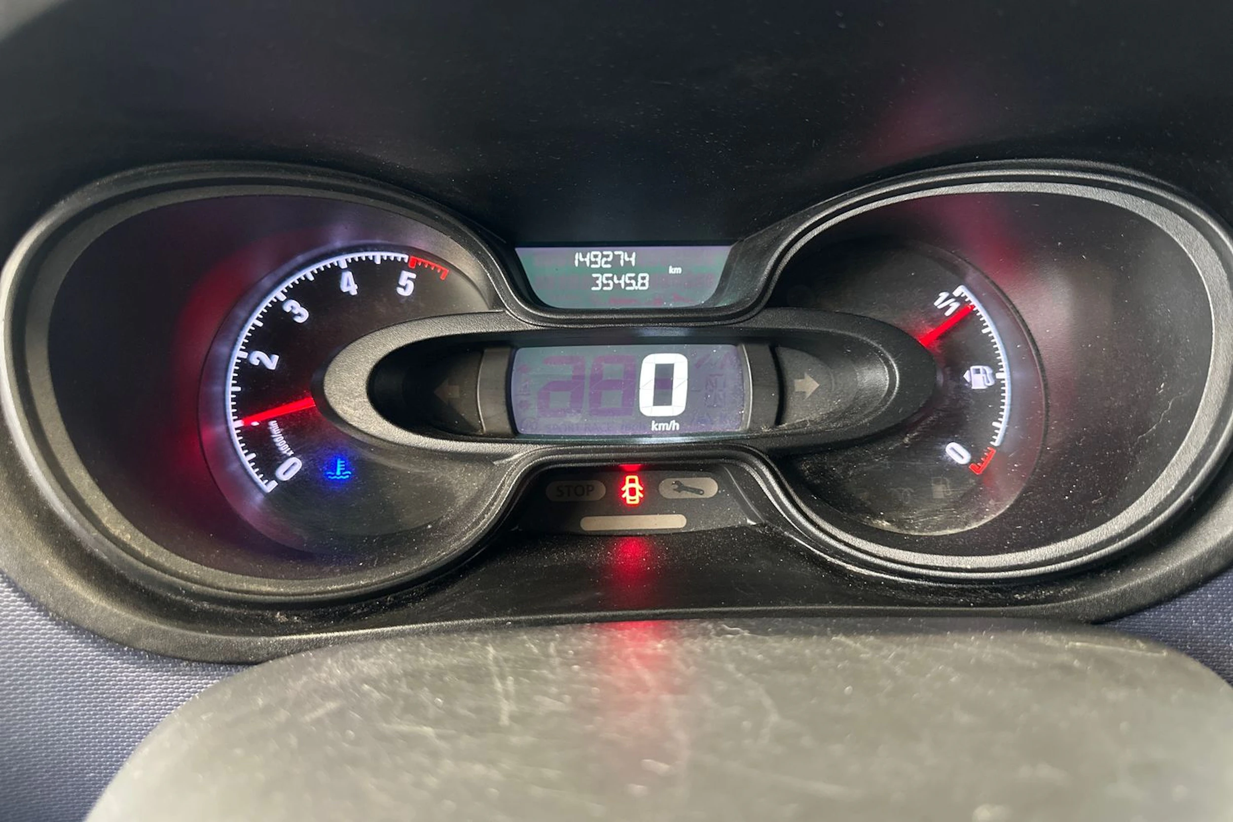 harmaa Opel Vivaro 2019 kuva 18.