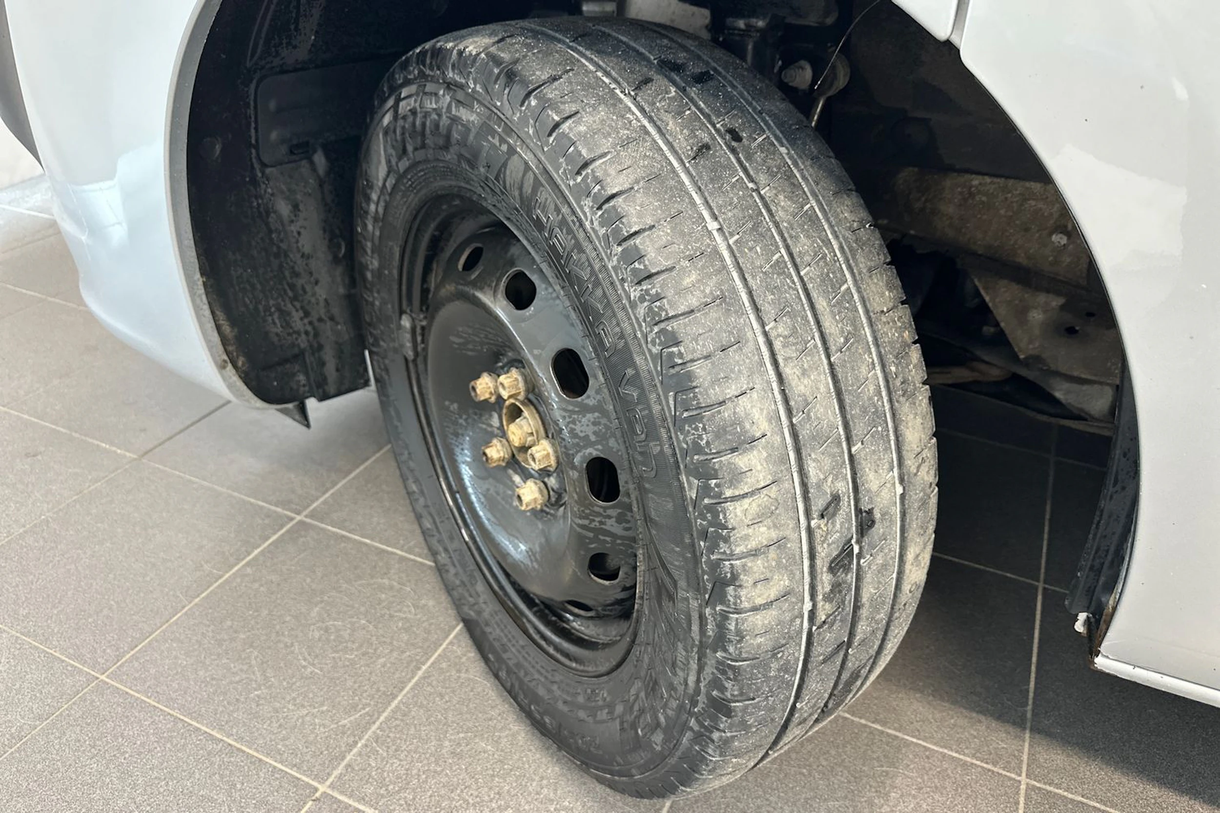 harmaa Opel Vivaro 2019 kuva 22.