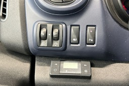 valkoinen Opel Vivaro 2019 kuva 17.